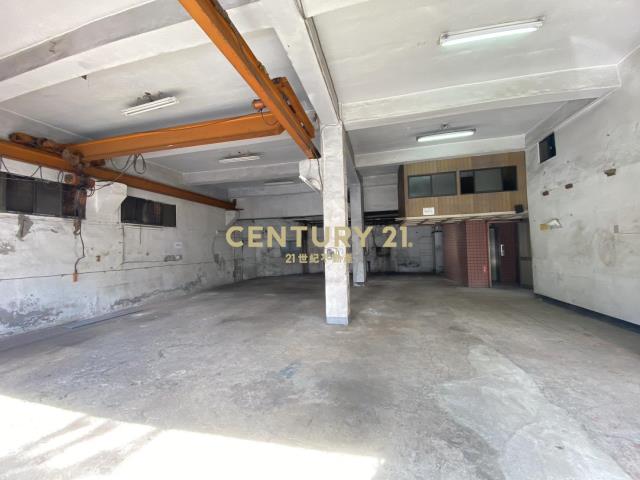 捷運頭前庄大面寬廠