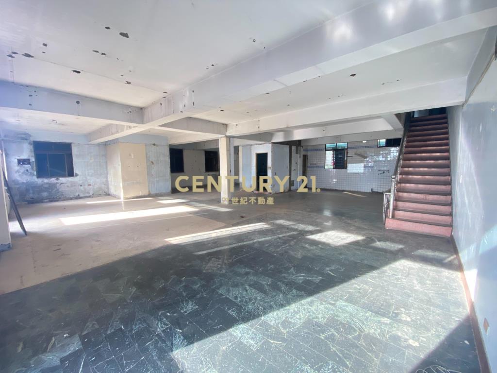 捷運頭前庄大面寬廠