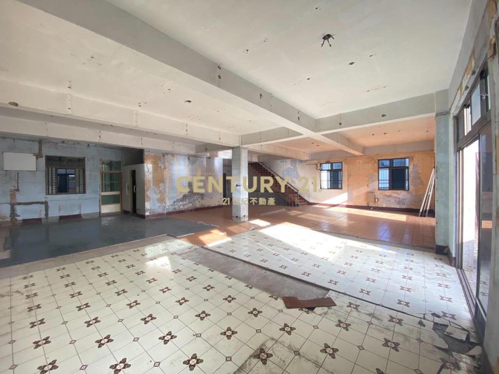 捷運頭前庄大面寬廠