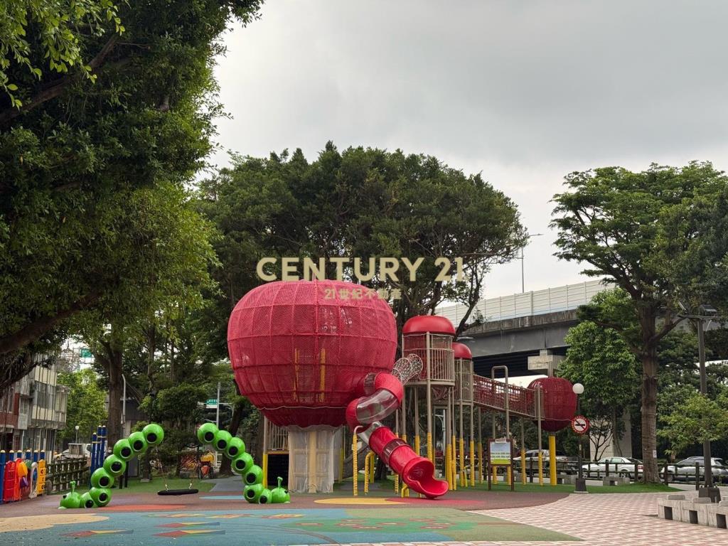 新美齊The Top21樓河景雙房