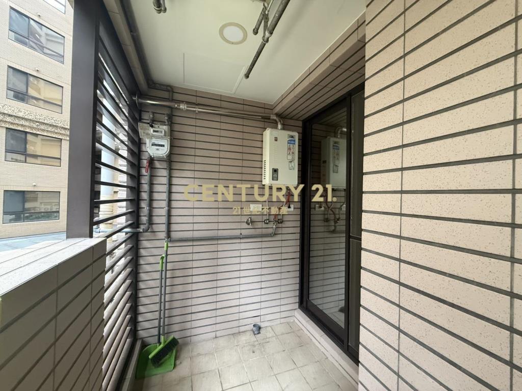 水景匯採光方正三房車