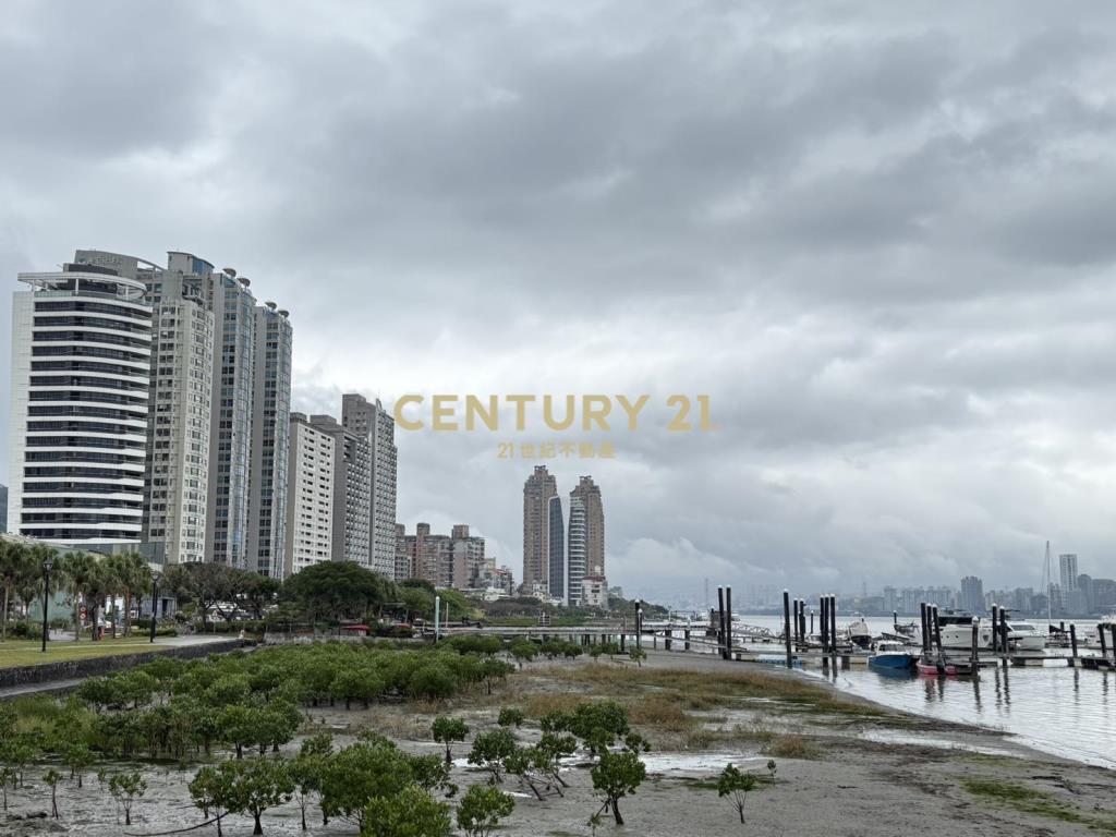 八里橋頭黃金產業地標