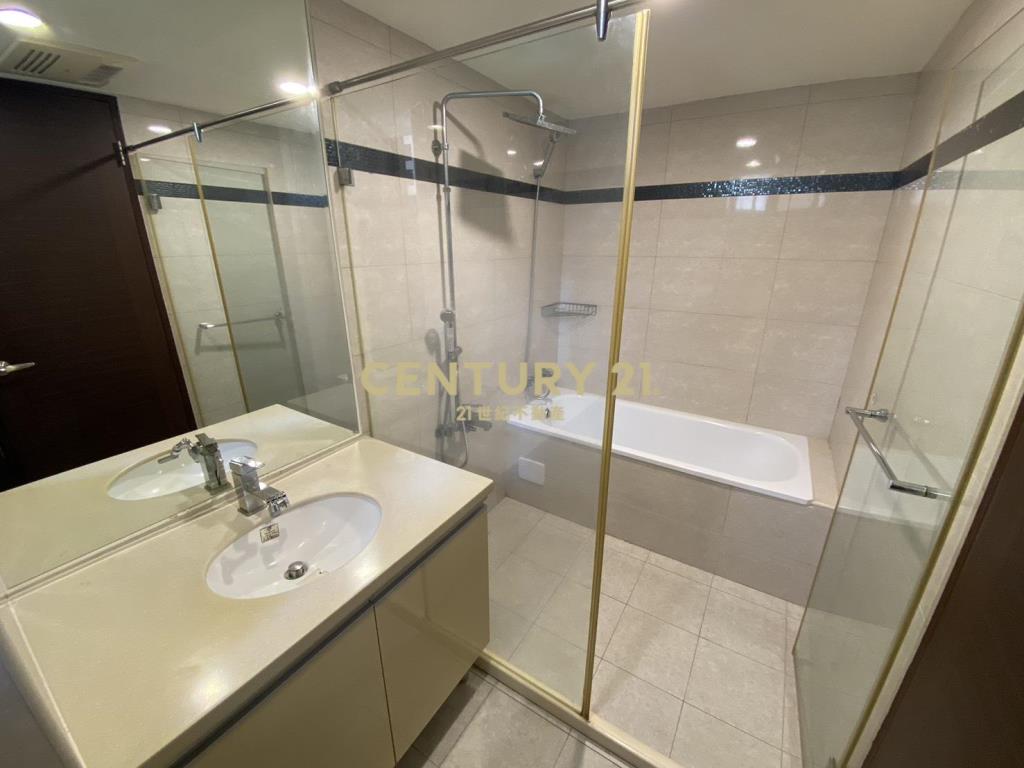 專任！新市琴朗3房車