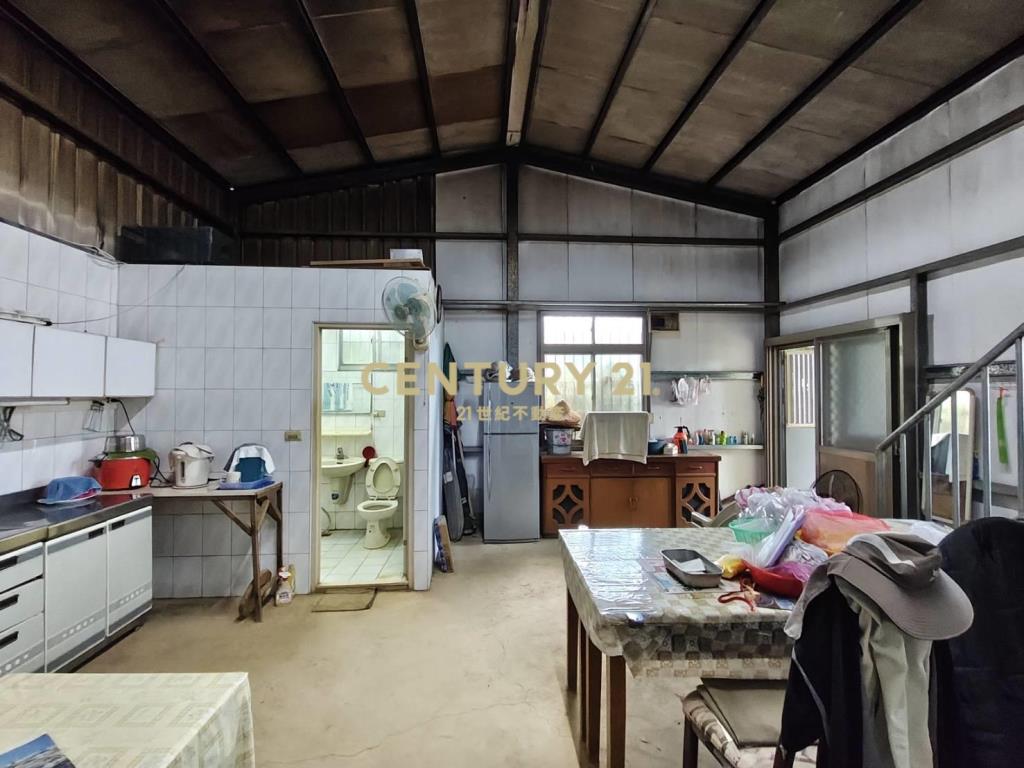圓山頂櫻花大道美農地
