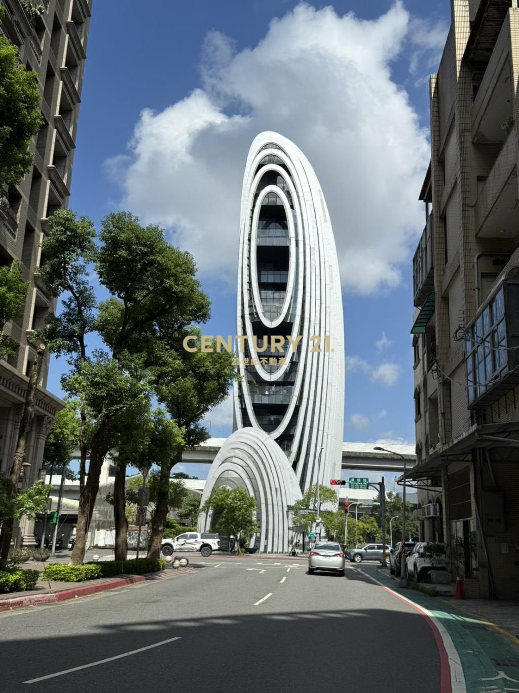 進駐南港砳建築3樓