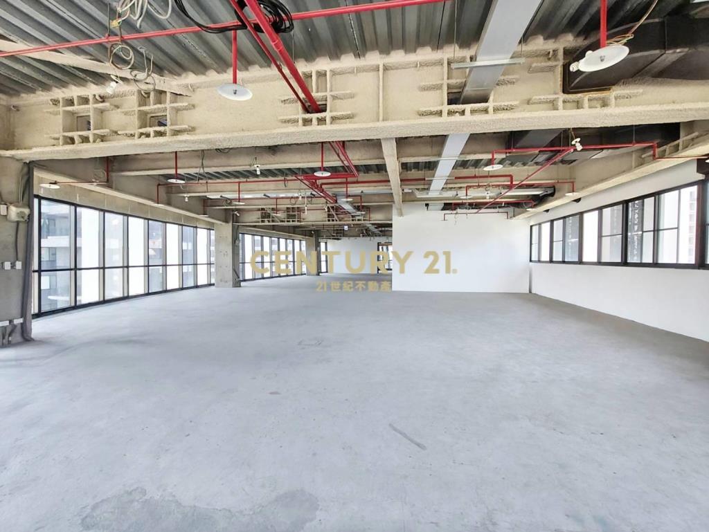 進駐南港砳建築6樓