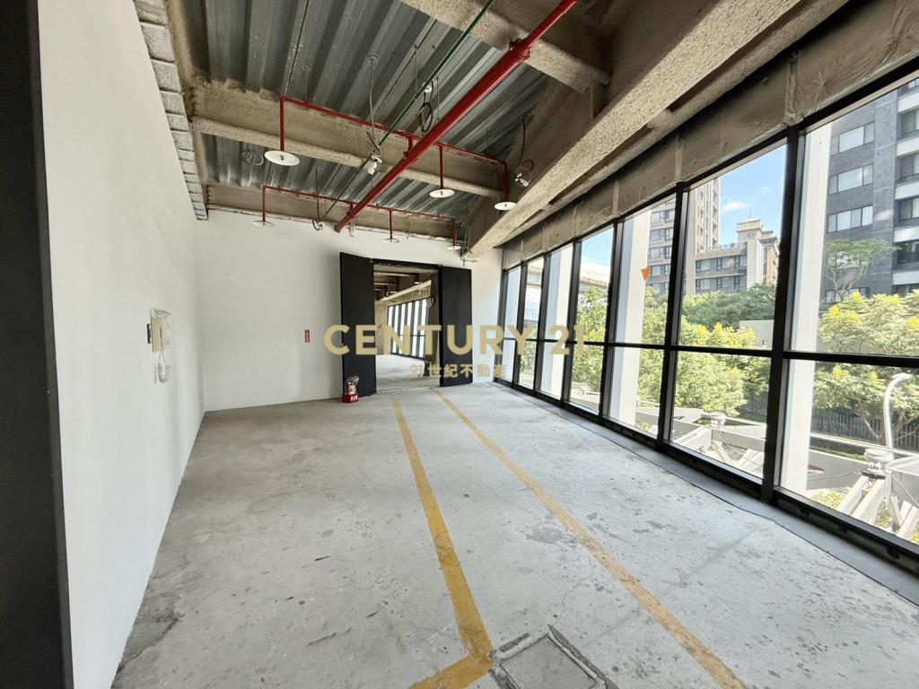 進駐南港砳建築6樓
