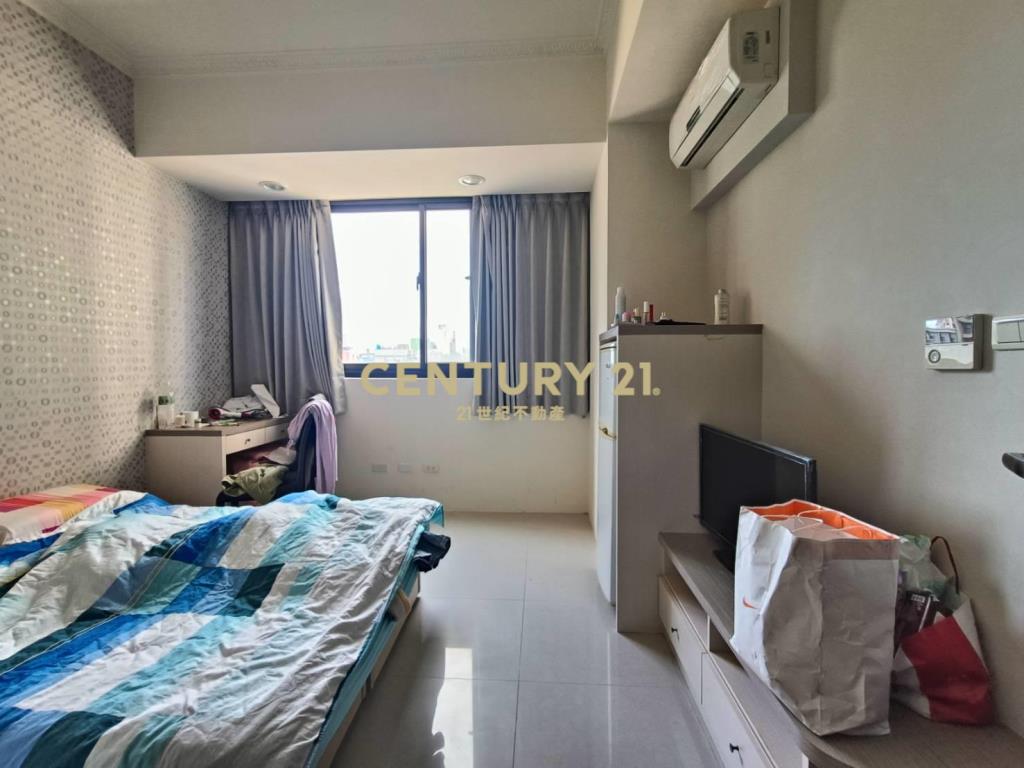 美麗殿百坪電梯店住二