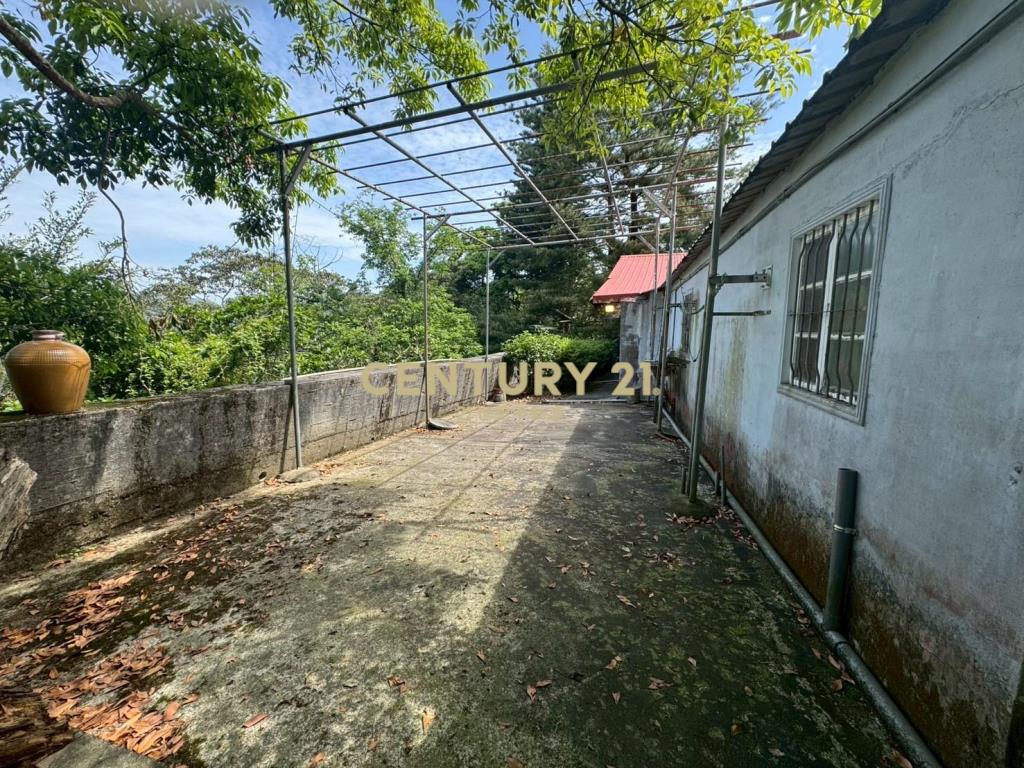 秘境山莊千坪農地有合法建物
