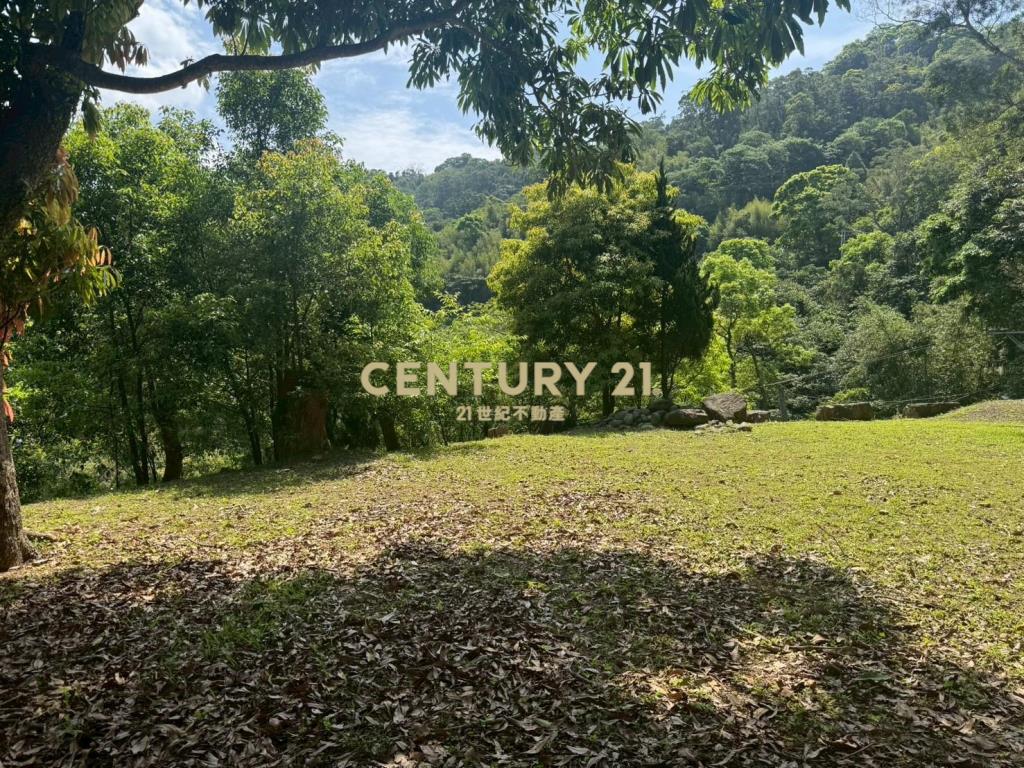 秘境山莊千坪農地有合法建物