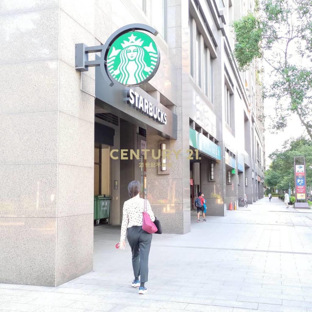 北大翡冷翠藏富臻品大四房