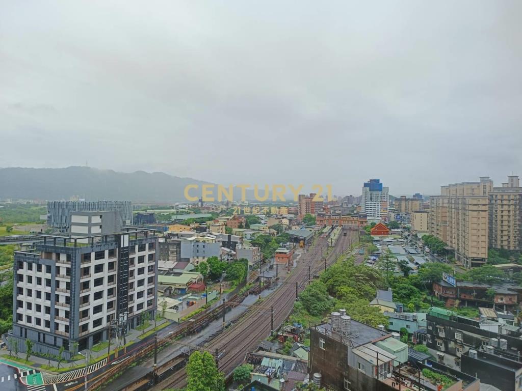 火車站山河戀景觀宅