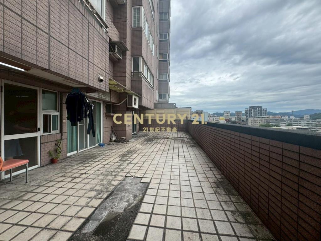 三峽龍門稀有釋出大露台二房車