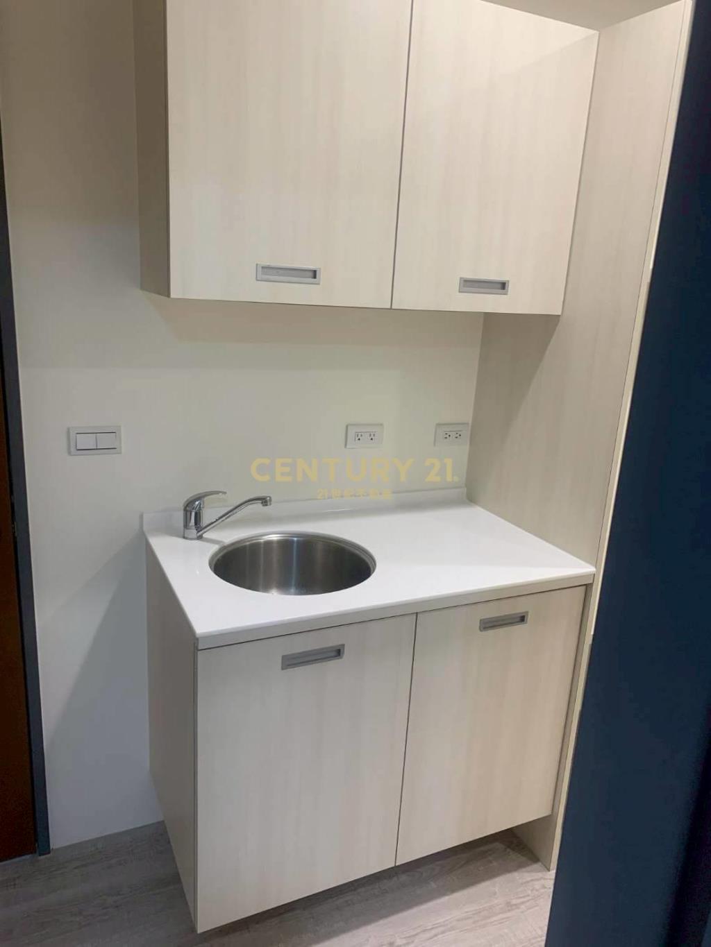 三峽台北大學達人菁英三套房滿租中