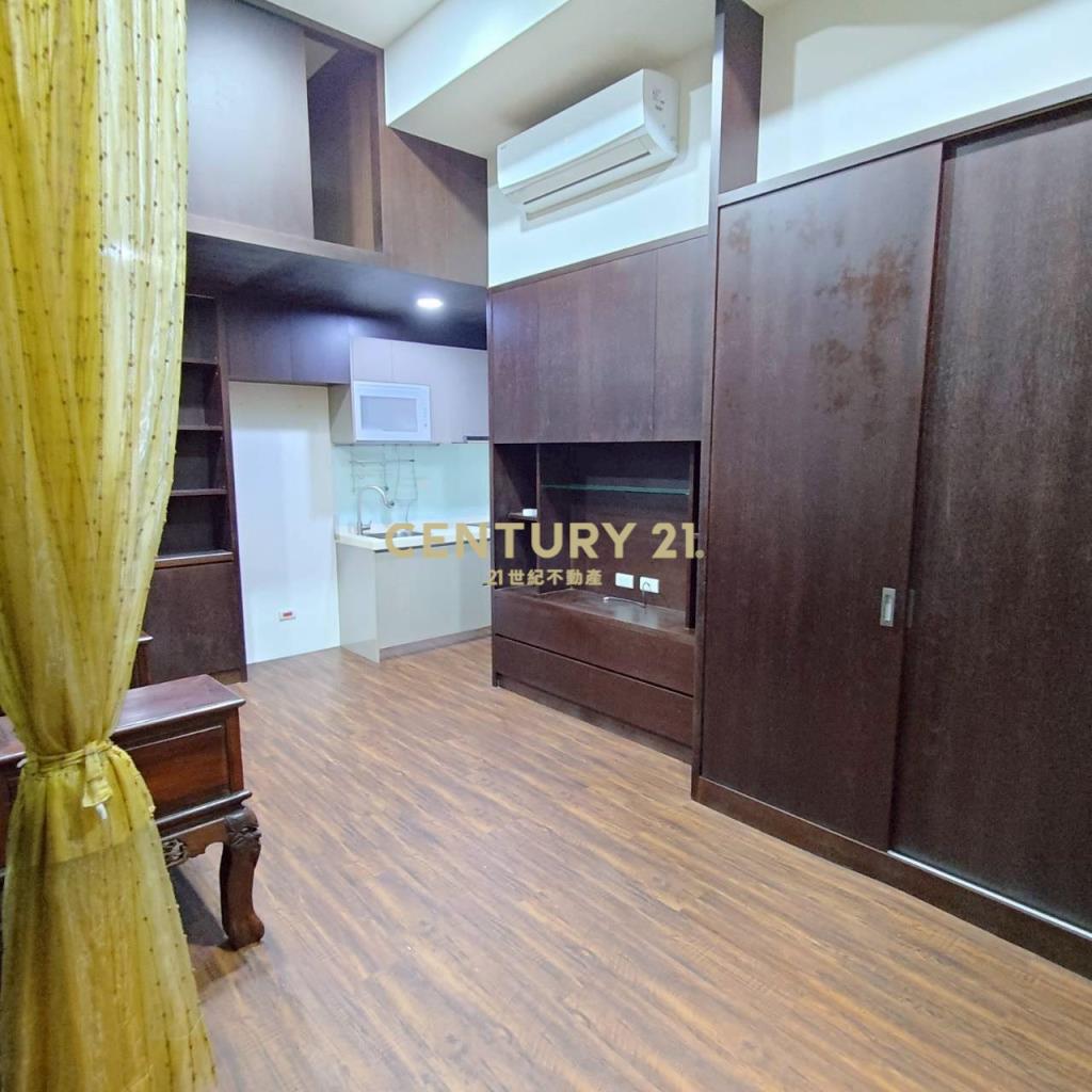 鶯歌火車站前稀有一樓華廈