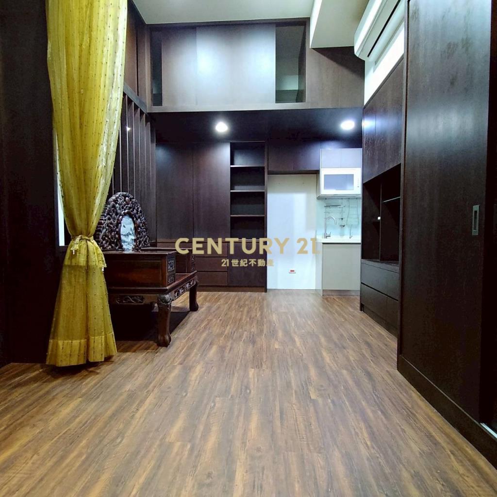 鶯歌火車站前稀有一樓華廈