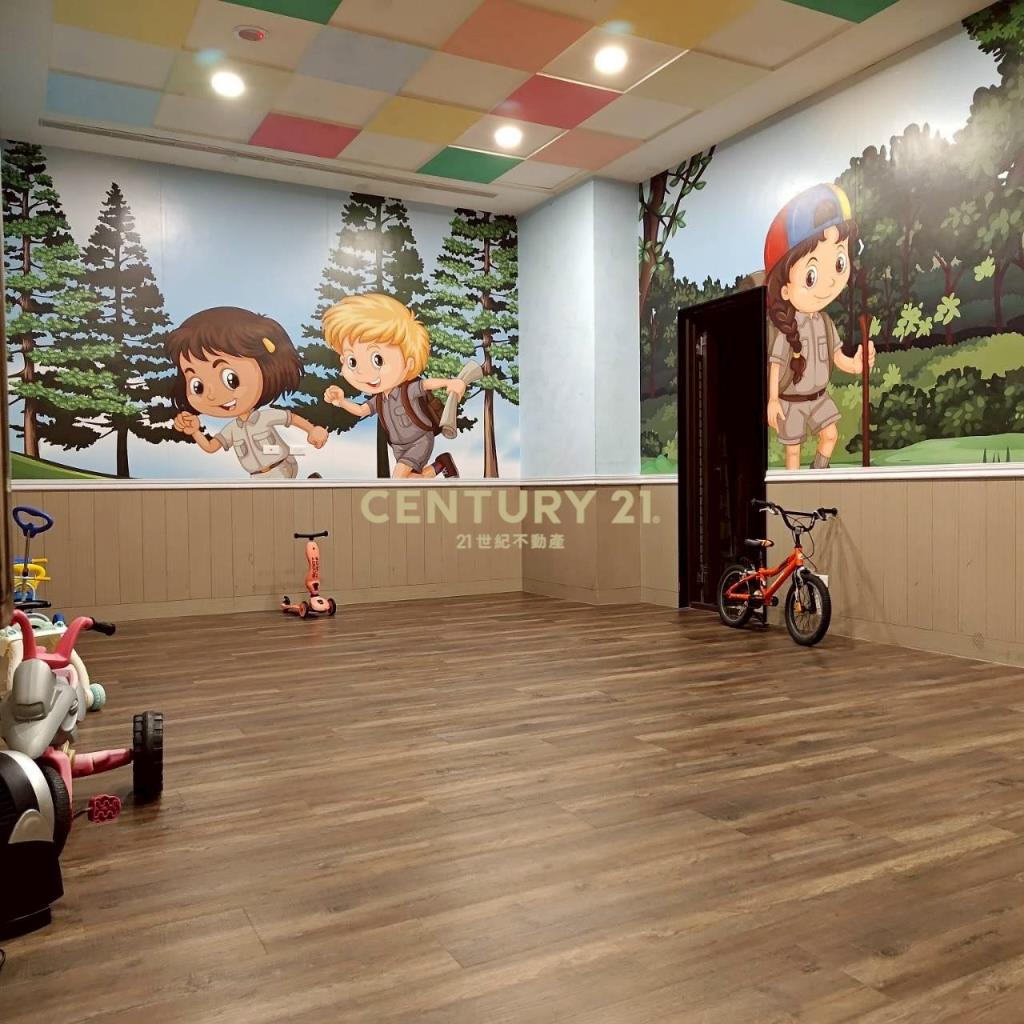 鶯歌火車站前稀有一樓華廈