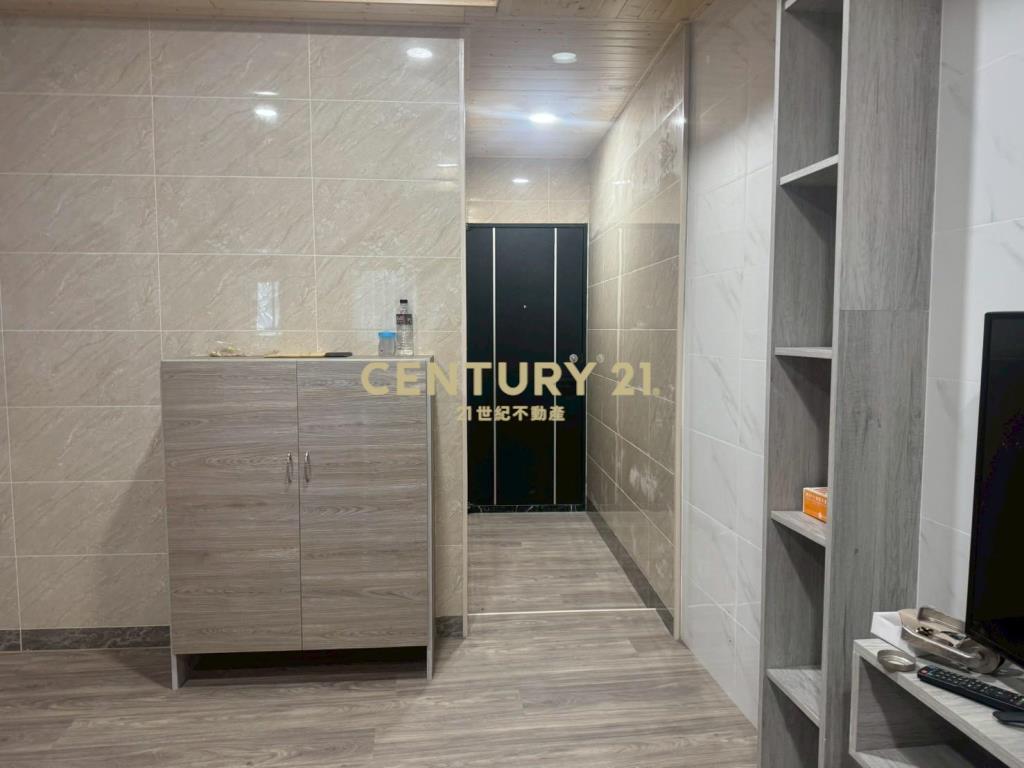 全新整修透天套房