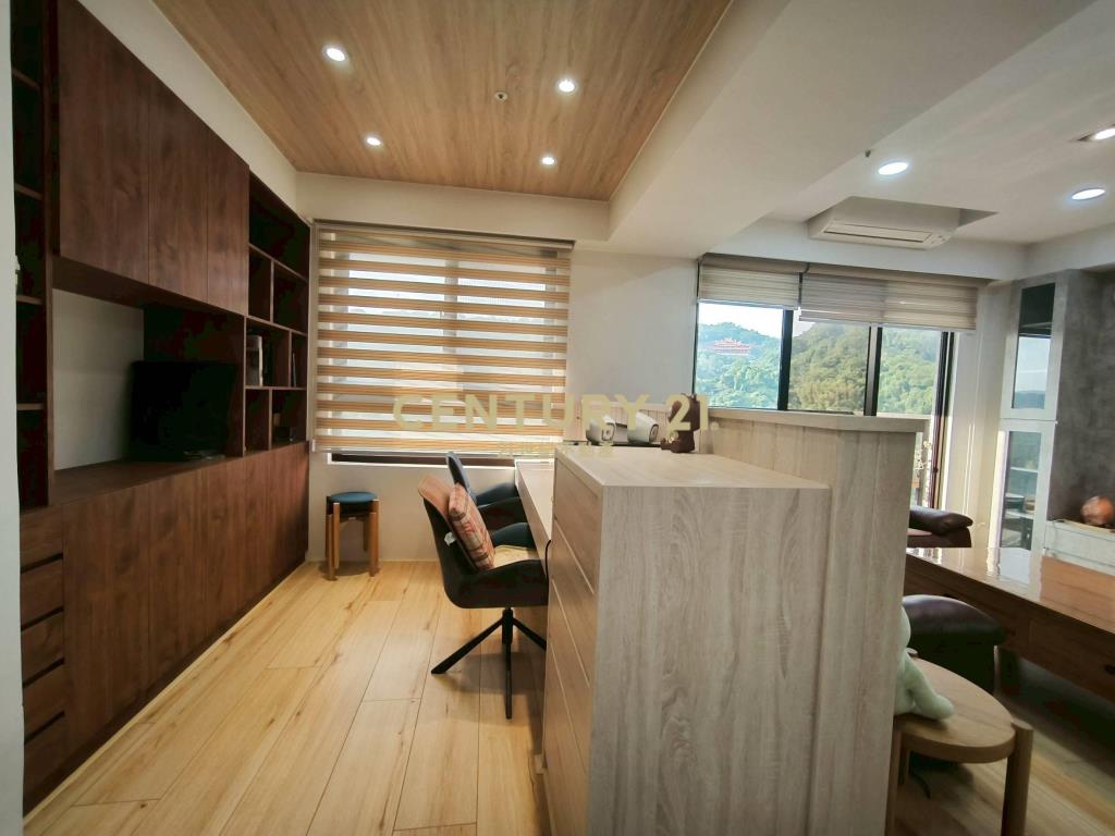 三峽櫻花景觀四改三房車位