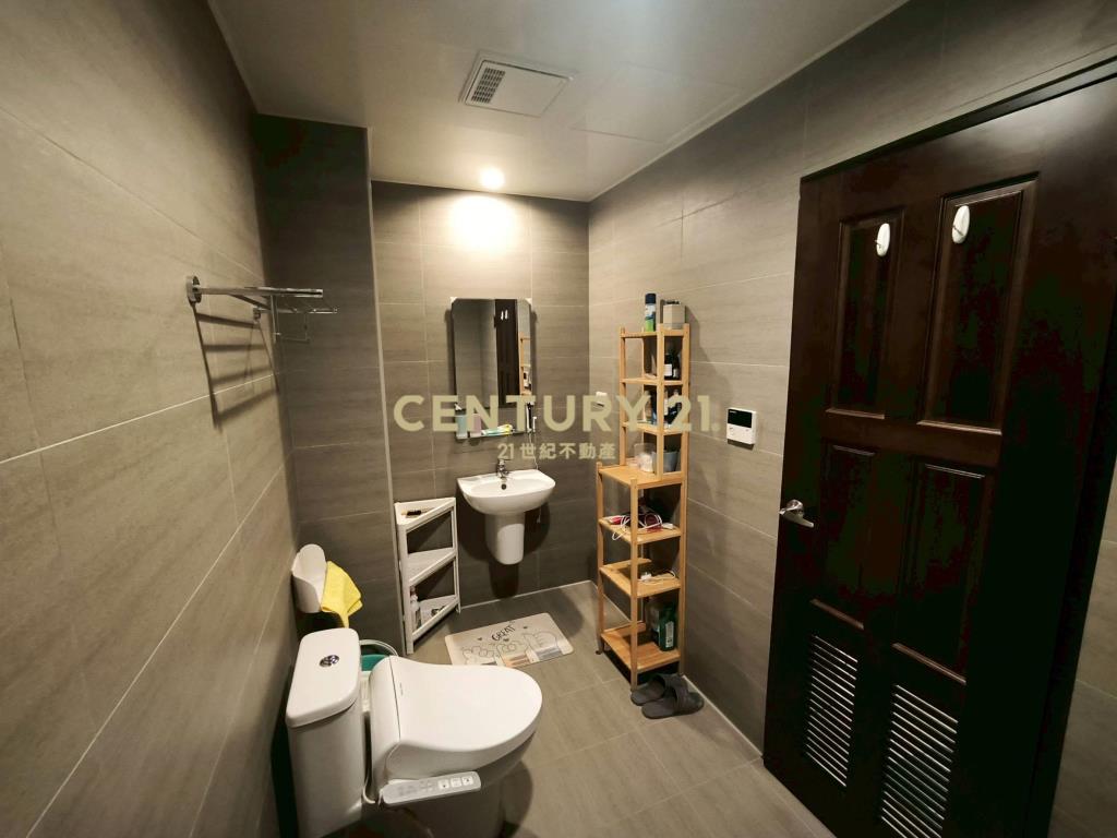 三峽櫻花景觀四改三房車位