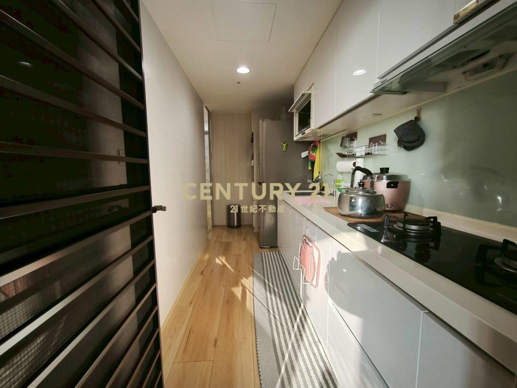 三峽櫻花景觀四改三房車位