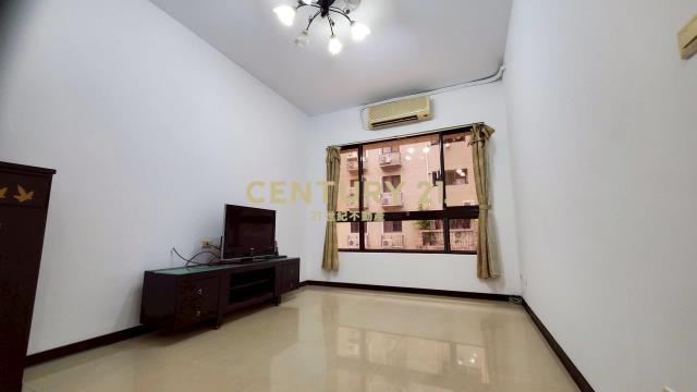 三峽北大愛在歐洲二房車