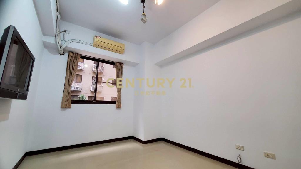 三峽北大愛在歐洲二房車