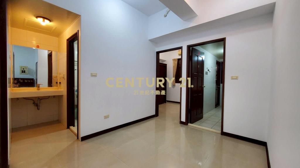 三峽北大愛在歐洲二房車