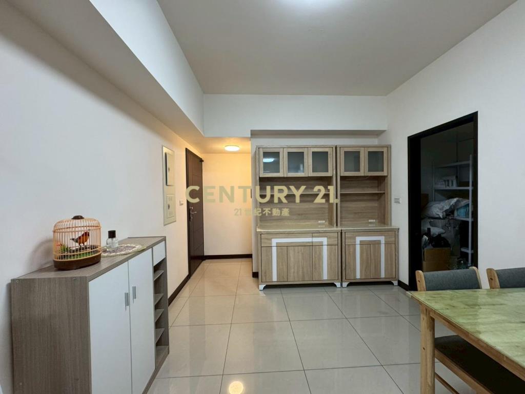 三峽捷運站旁明亮二房