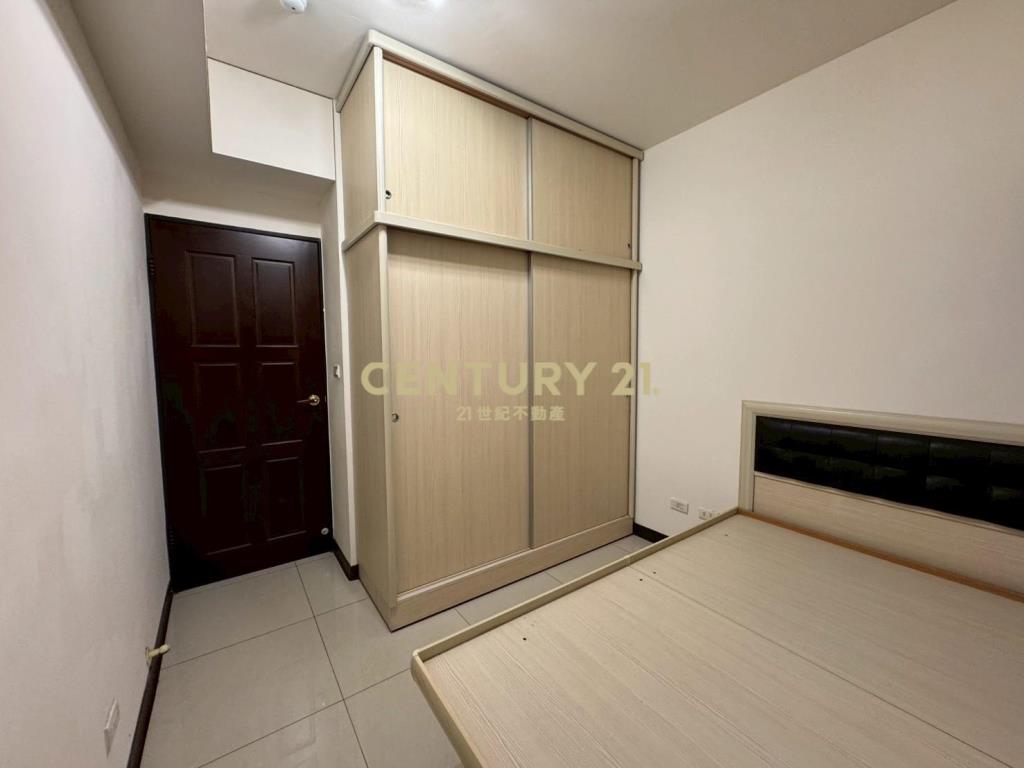 三峽捷運站旁明亮二房