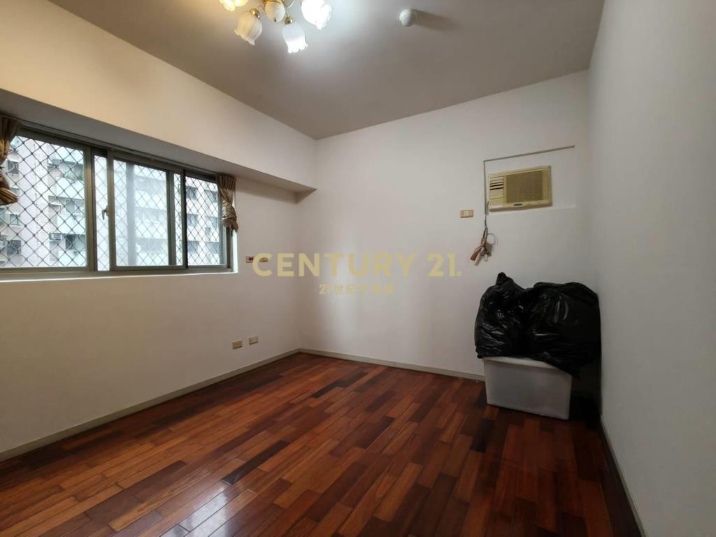 翠亨邨暖心首選三房平車