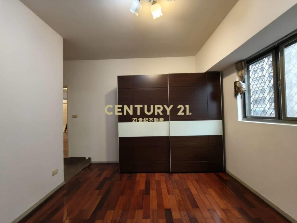 翠亨邨暖心首選三房平車