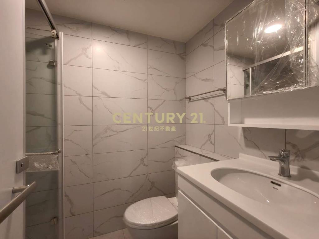 桃園易德聚全新兩房平車