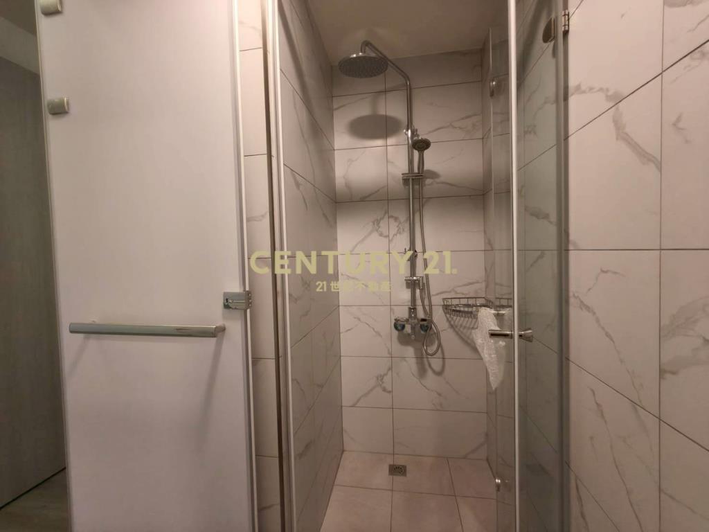 桃園易德聚全新兩房平車