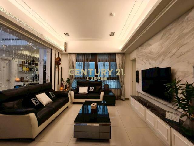 雷諾瓦3+1房雙車位