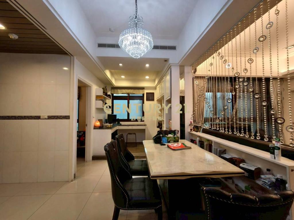 雷諾瓦3+1房雙車位