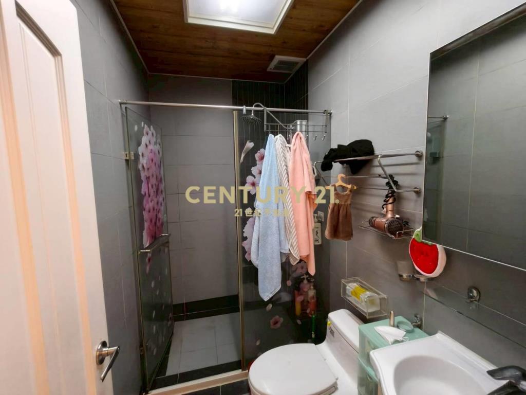 雷諾瓦3+1房雙車位