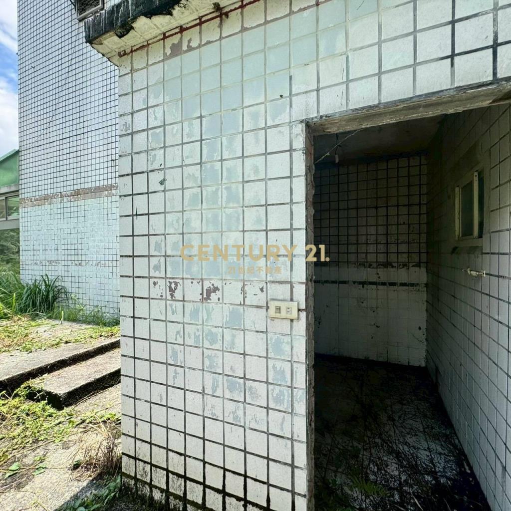 三峽加州陽光百坪透天