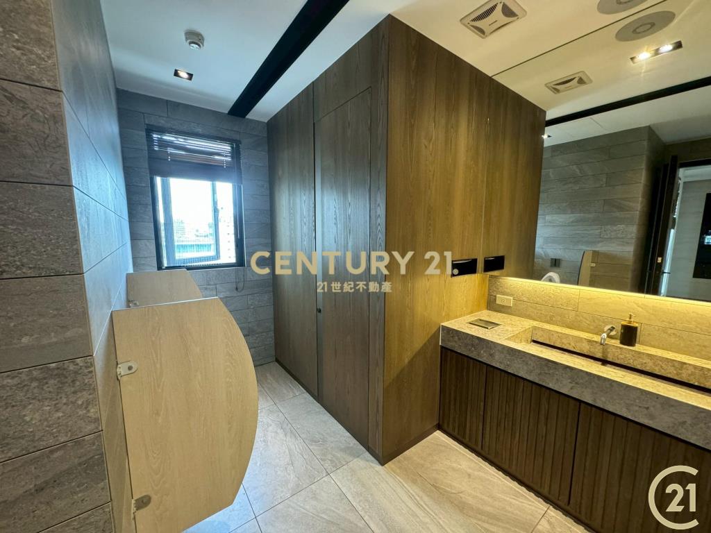 CMBD林口頂級商辦雙車位