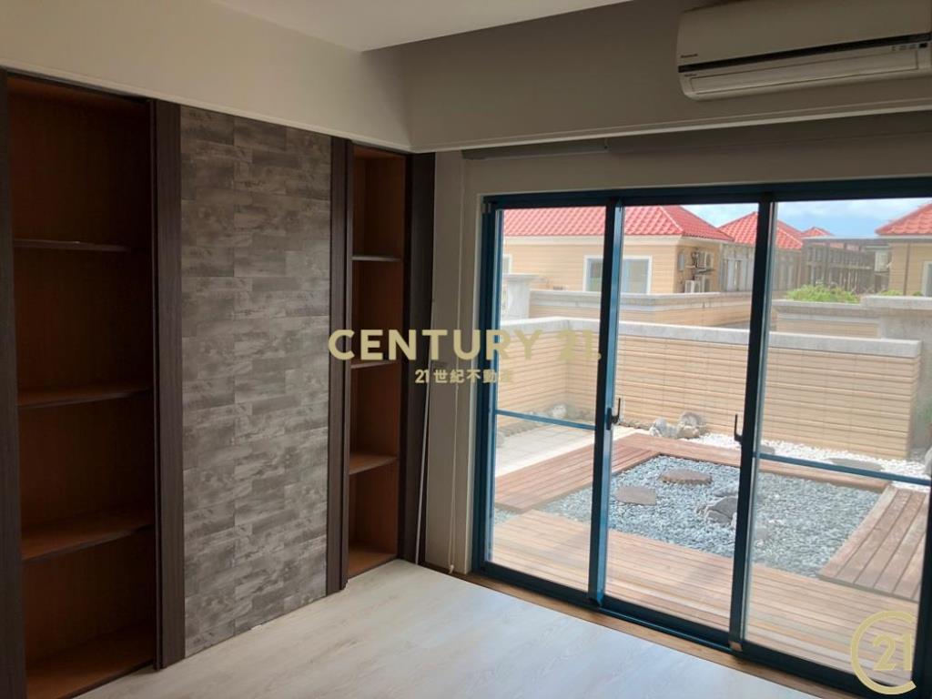 美麗花園電梯別墅