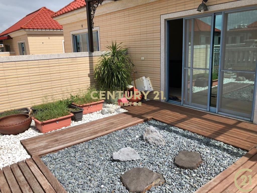 美麗花園電梯別墅