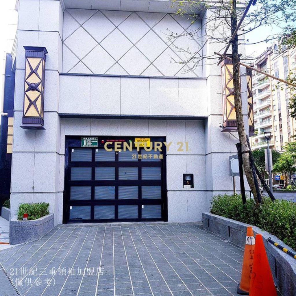 W002.捷運全新雙層黃金店面