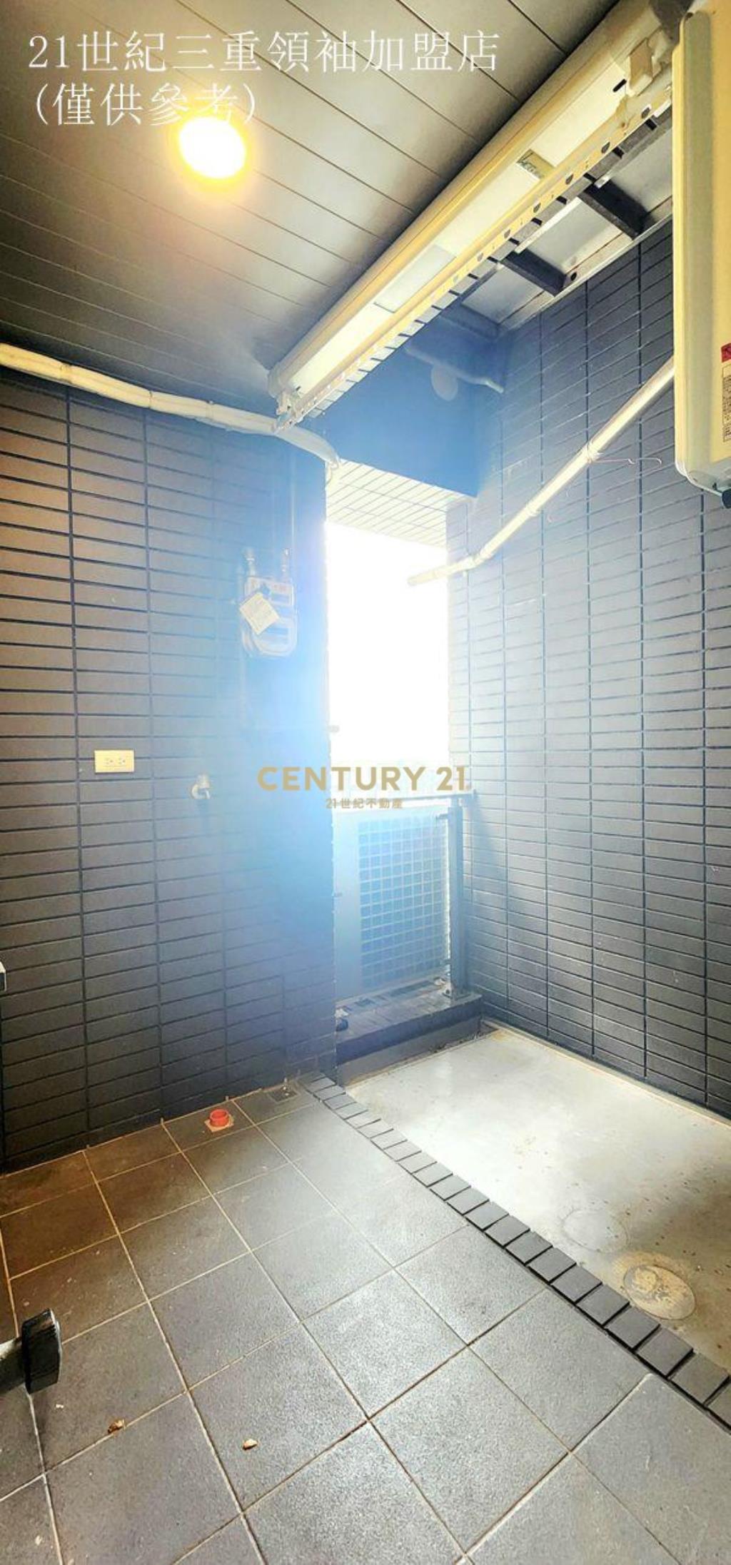 L040.捷運蘆洲站300M2房車