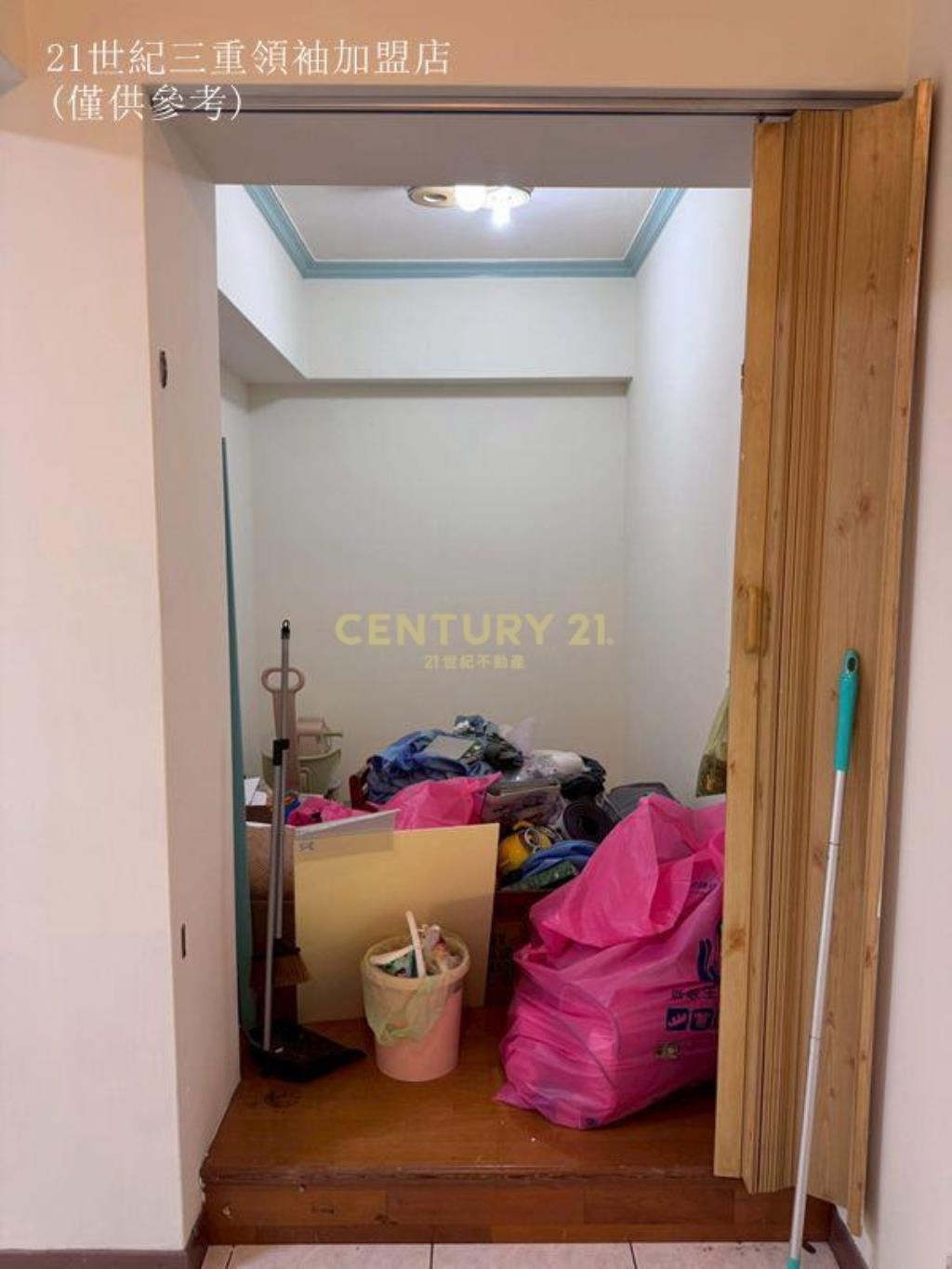 W022.絕版景觀公園第一排2+1房車