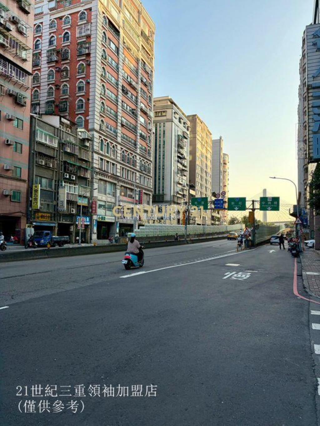 S057.三重站黃金店面