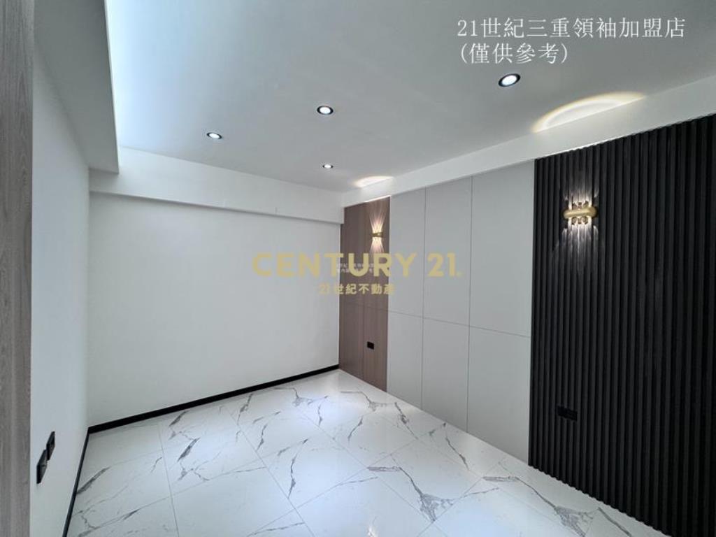 S079.三重全新拉皮裝潢稀有1樓戶