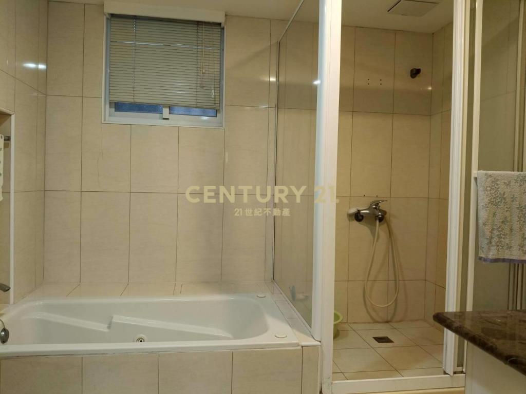 莫內花園庭外戶