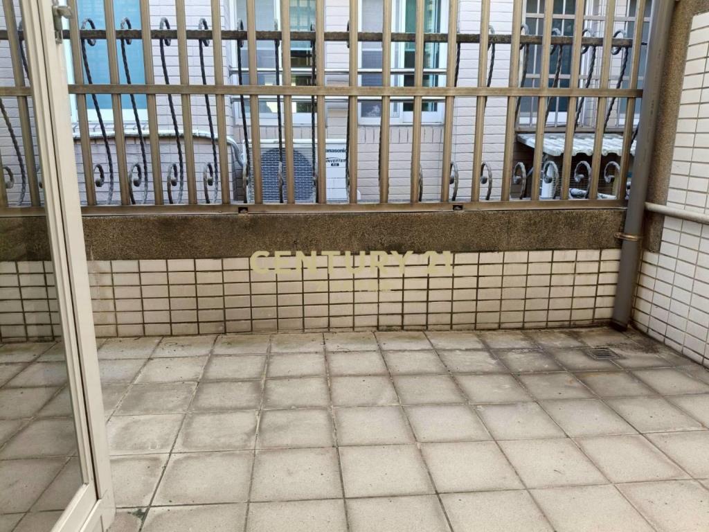 莫內花園庭外戶