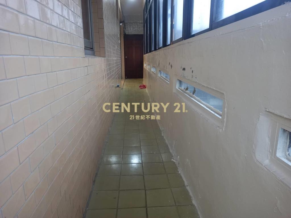 復興路米蘭皇家旁