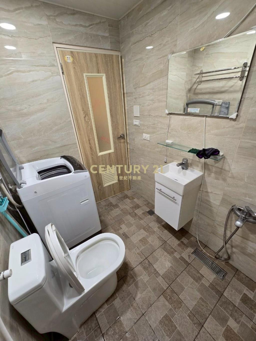 和平海景包租公